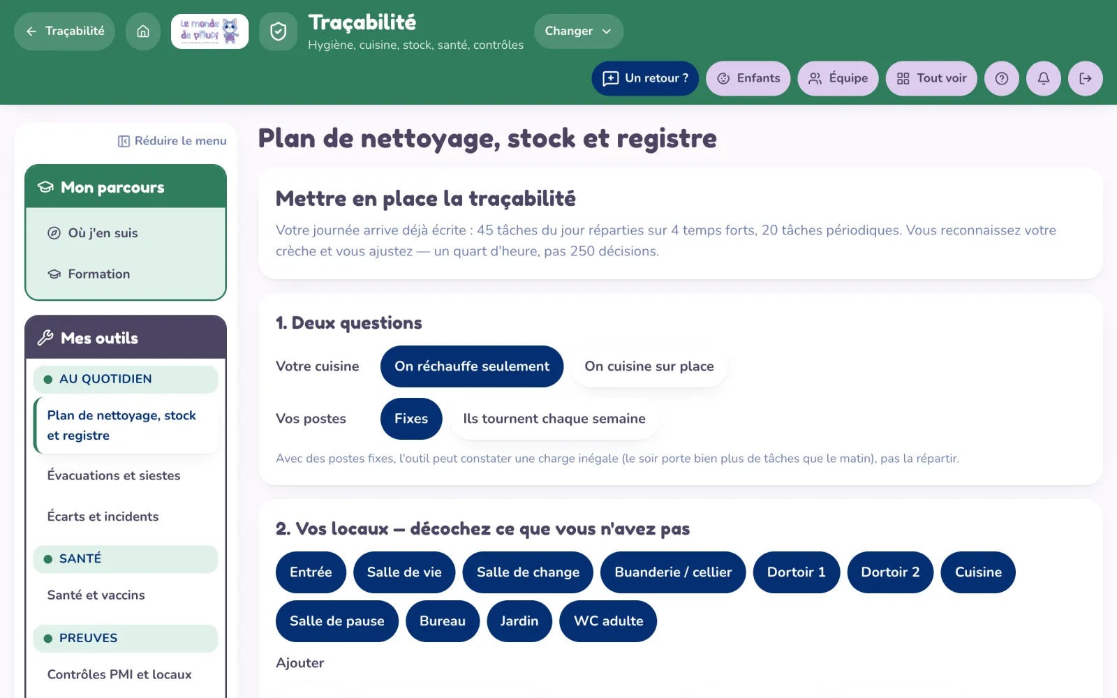 Écran « Plan de nettoyage, stock et registre » : le type de cuisine, les postes et les pièces de la crèche à cocher